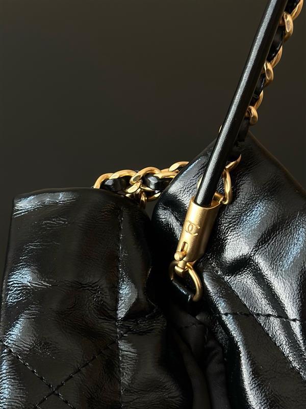 2026127215210980 600